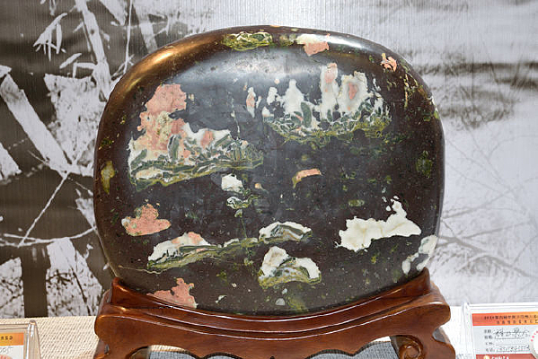 Ⱥɽ�ۺ���ʯͼƬ