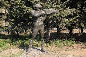 �������