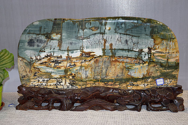 ��Ȼ�羰��ʯ