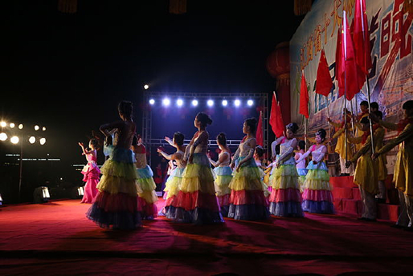 ����������̨����