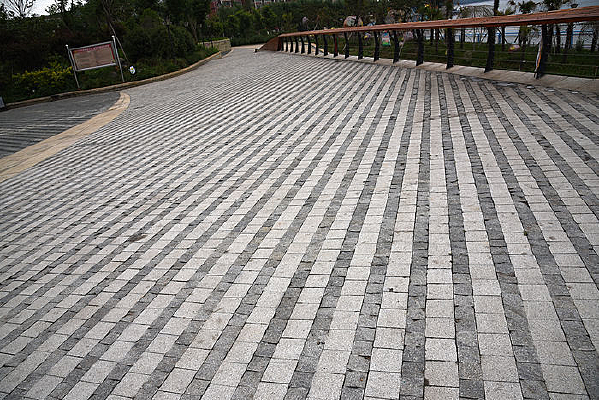 ����ʯ�㳡·��