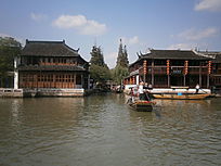 ������ɫ