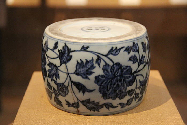 ���໨���