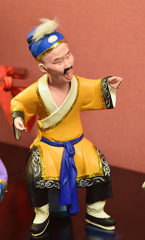 �Ŵ����Ӳ�ɫ����