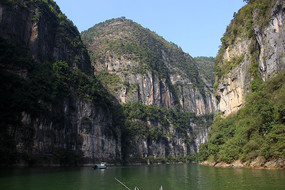 ��������ɽС��Ͽ