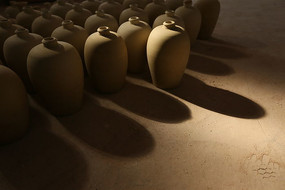 δ���ƵĻ�ɫ�չ�