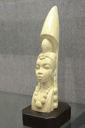 ����������Ů��