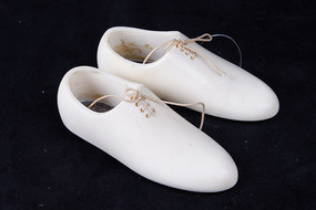 ��ɫװ��Ь����Ʒ