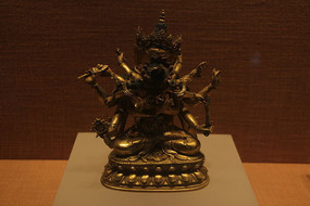 �ܼ������