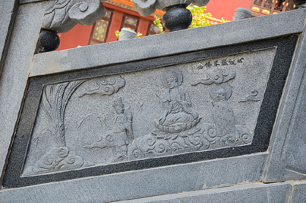 ����˵���ʯ��