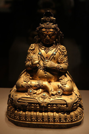 ͭ���߰���