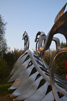 �������г�