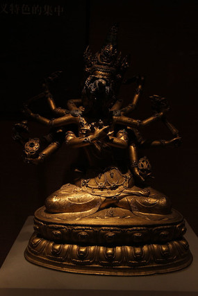 �ܼ������