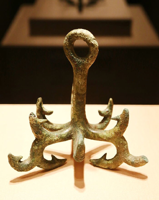 �̳����渾��Ĺ�๳����ͭ��