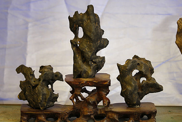 �ع�����ʯ