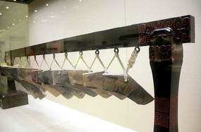 ս��κʯ����