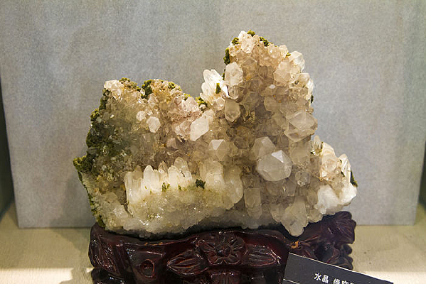 ˮ������ʯ