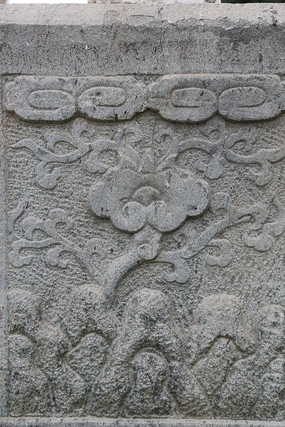 ������ʯ��ɽ��������