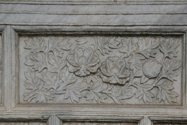 ������ʯ�̸���ջ���Ҷ��