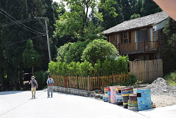 ����ɽ��ס��