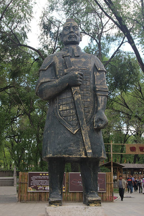 �Ŵ���������