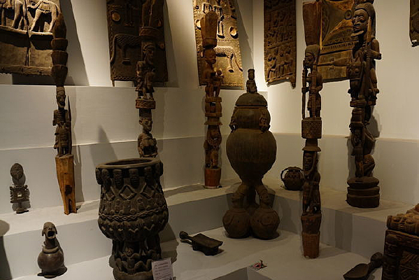 ��ʿ��ĸ�׵�����