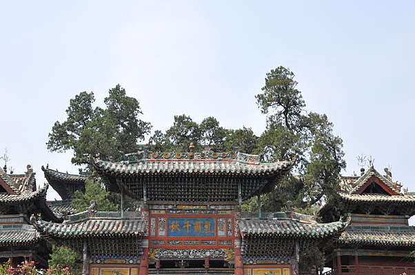 ����ǧ��