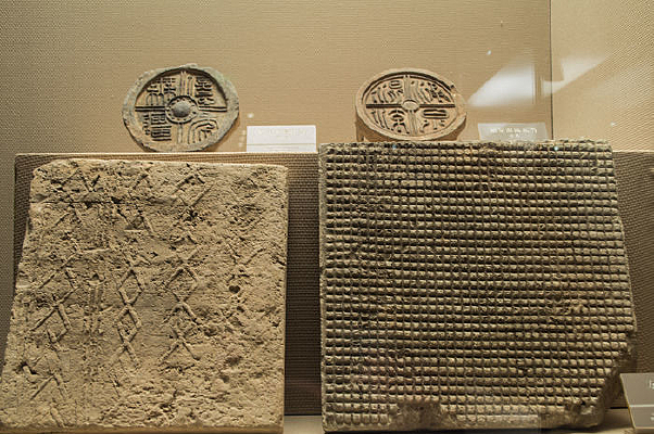 ����������ש