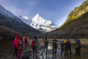 ��������