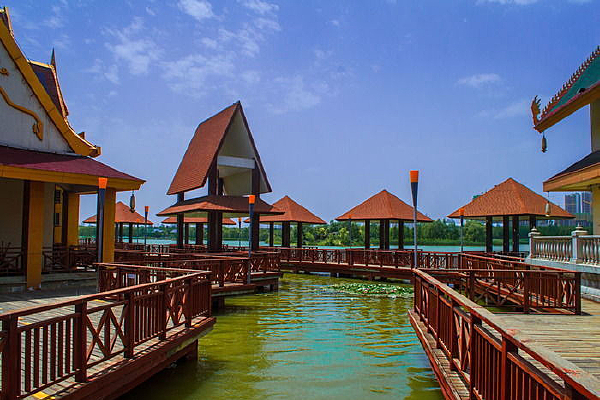 ˮ�ϲ�ɫ����