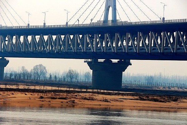 �ƺӴ��Ų���