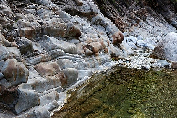 ����ʯˮ��ʯ