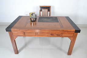 ����Ƕ��̴