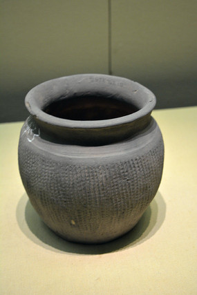 �������չ�