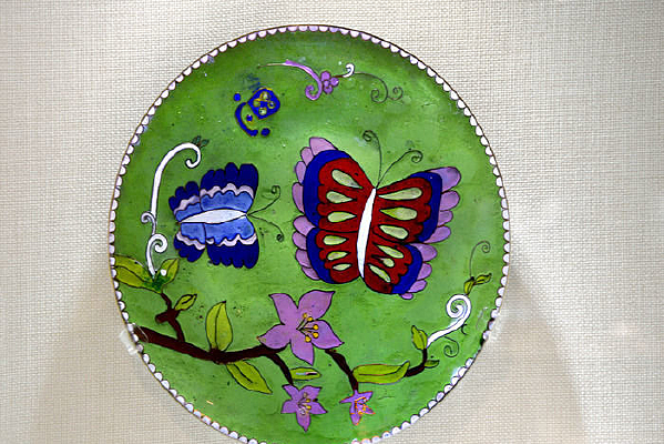 �¾�̩���ʵ���