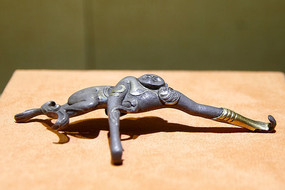 ս����������Գ�δ���