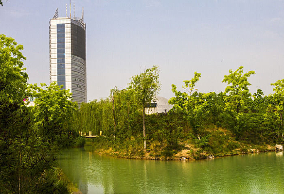 ���ϴ���