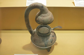 �δ���ͭ��