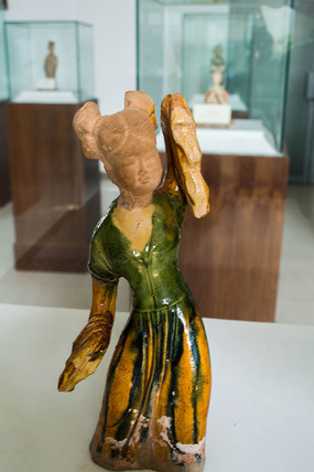 ��������Ů