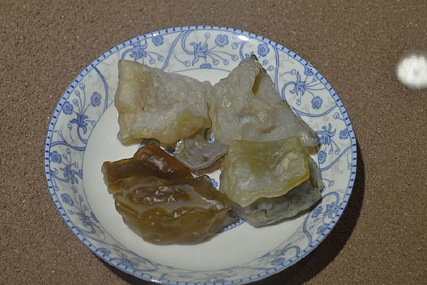 ʯͷ���Ĳ�Ʒ