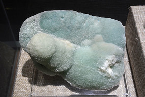 ��ʯ����