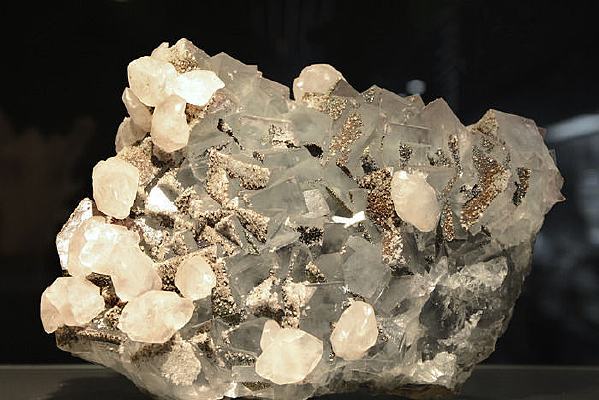 өʯ�뷽��ʯ����