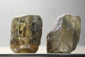 �ؾ�ʯ����