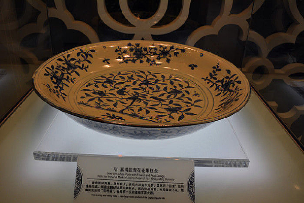 ���ξ����໨��������