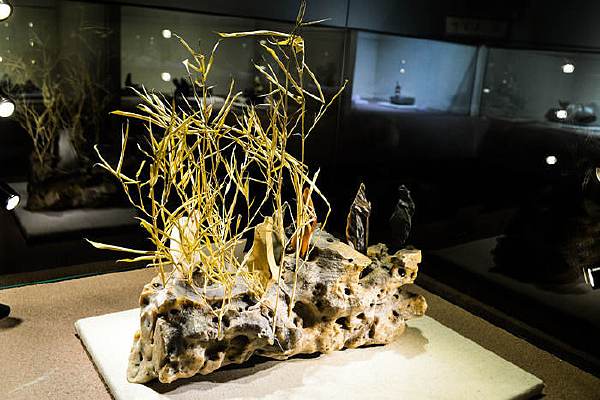 ΢��ʯ����������