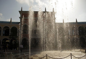 �㳡��Ȫ����