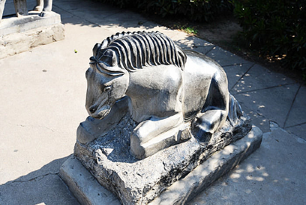 ʯ����Ф��