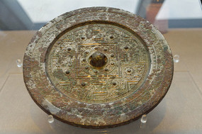 ���Ʋ��־�