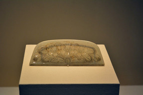 �ƴ��������屳