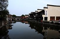 ��������ɫ